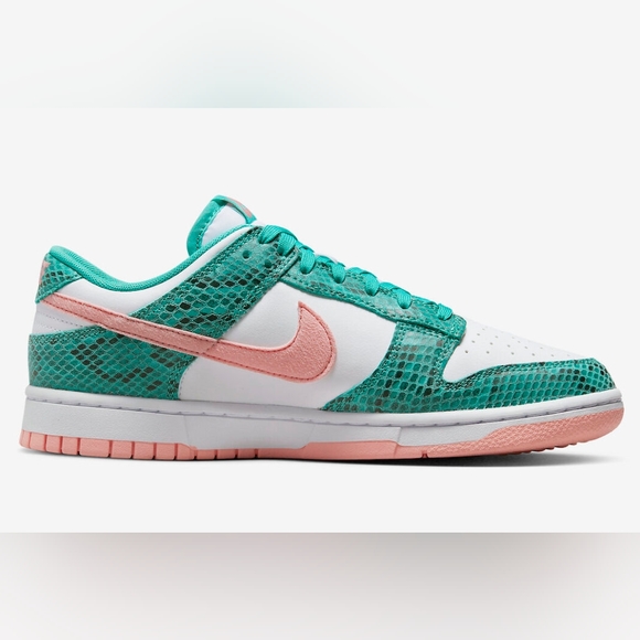 Nike Dunk Low Retro Snakeskin - Picture 2 of 6